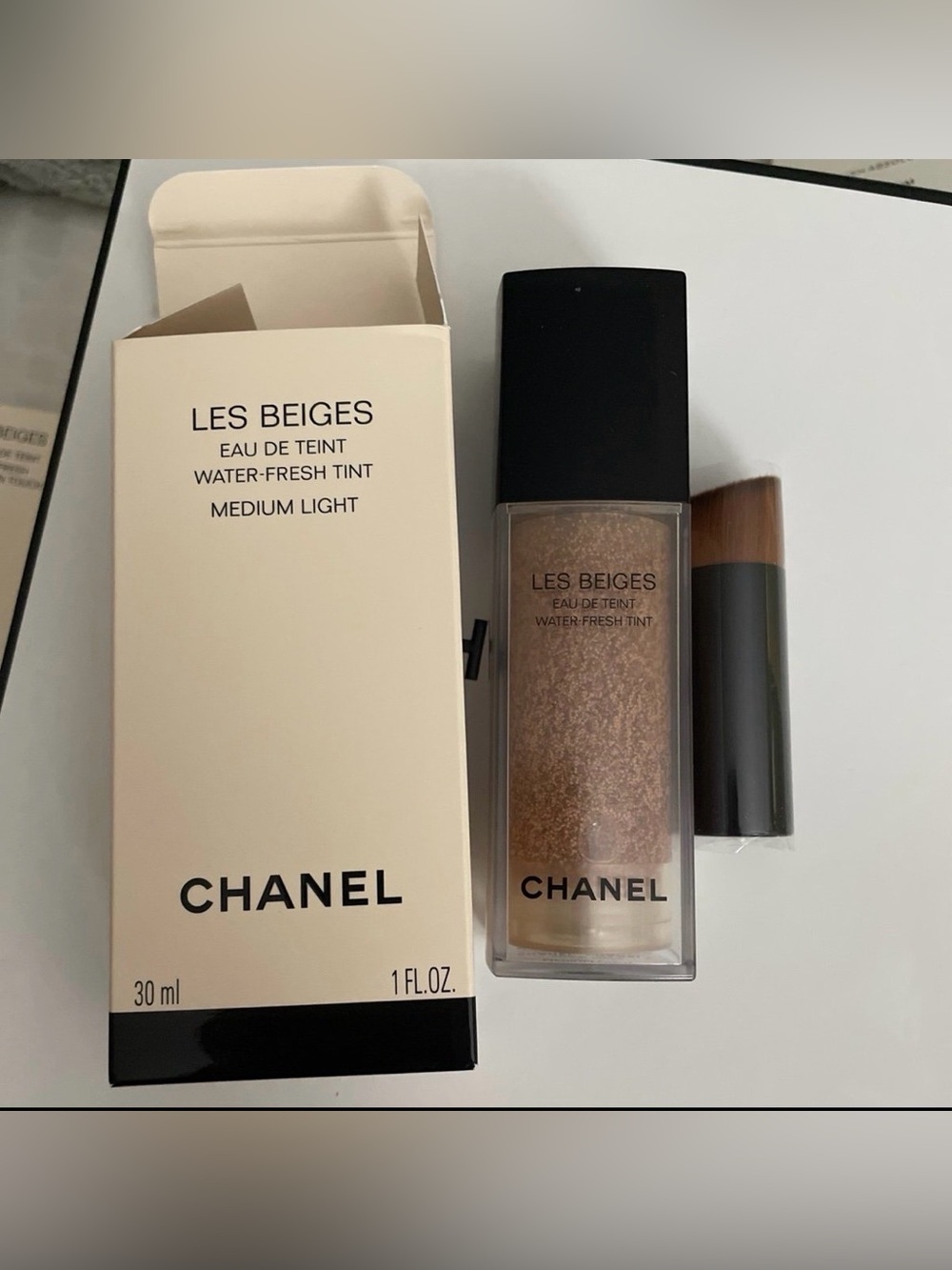 CHANEL Les Beiges Water-Fresh Tint Foundation - Medium Light with Black Cap
